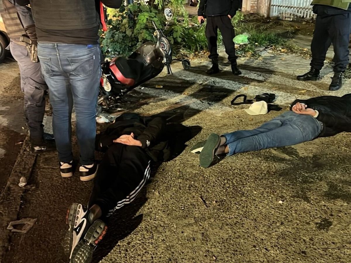 M&uacute;ltiples operativos de Seguridad en Mor&oacute;n: detenciones, secuestro de drogas y armas.