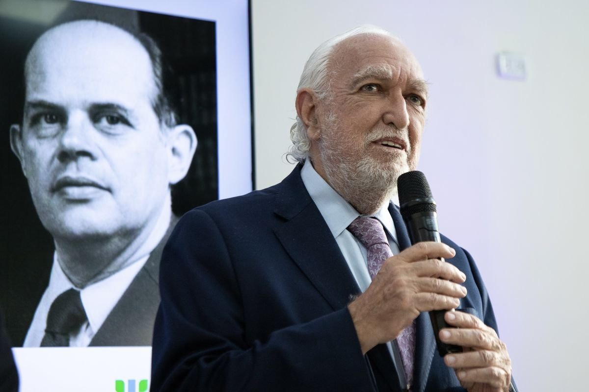 As&iacute; fue el homenaje de la UNAHUR al Juez Dr. Andr&eacute;s D' Alessio a 40 a&ntilde;os del juicio a las Juntas.