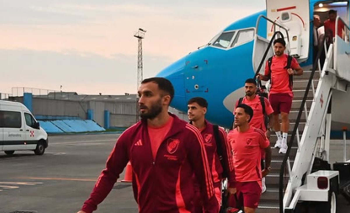 Barcelona y River Plate se enfrentan hoy por la Copa Libertadores. Foto: Captura Instagram @riverplate.