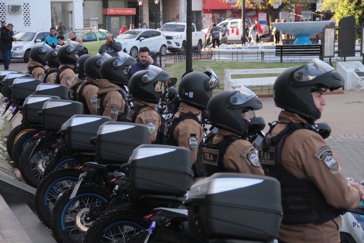 Las nuevas motos que recibi&oacute; Mor&oacute;n.