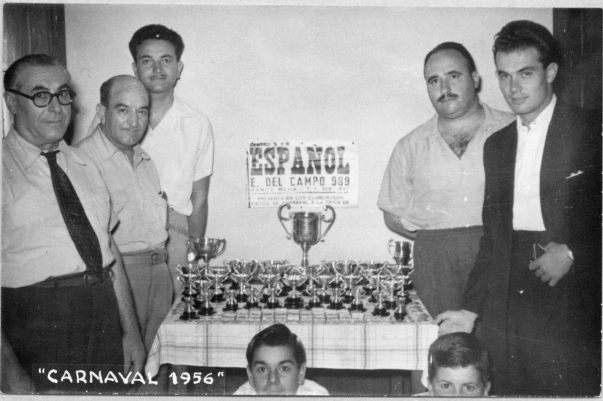 Una de las primeras im&aacute;genes de la sede del Gallego en Villa Sarmiento.