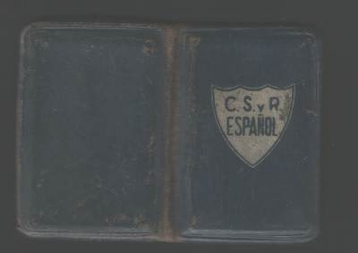 Uno de los primeros carnets de socio de Centro Espa&ntilde;ol.