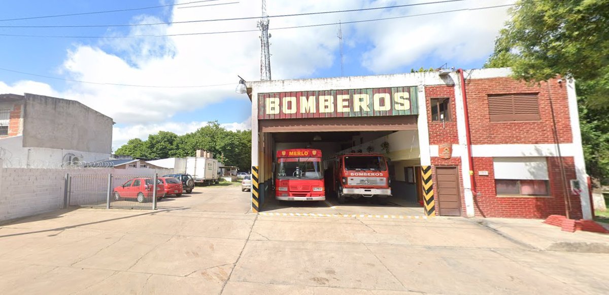 El Destacamento N&deg;2 de los Bomberos Voluntarios de Merlo en Pontevedra.