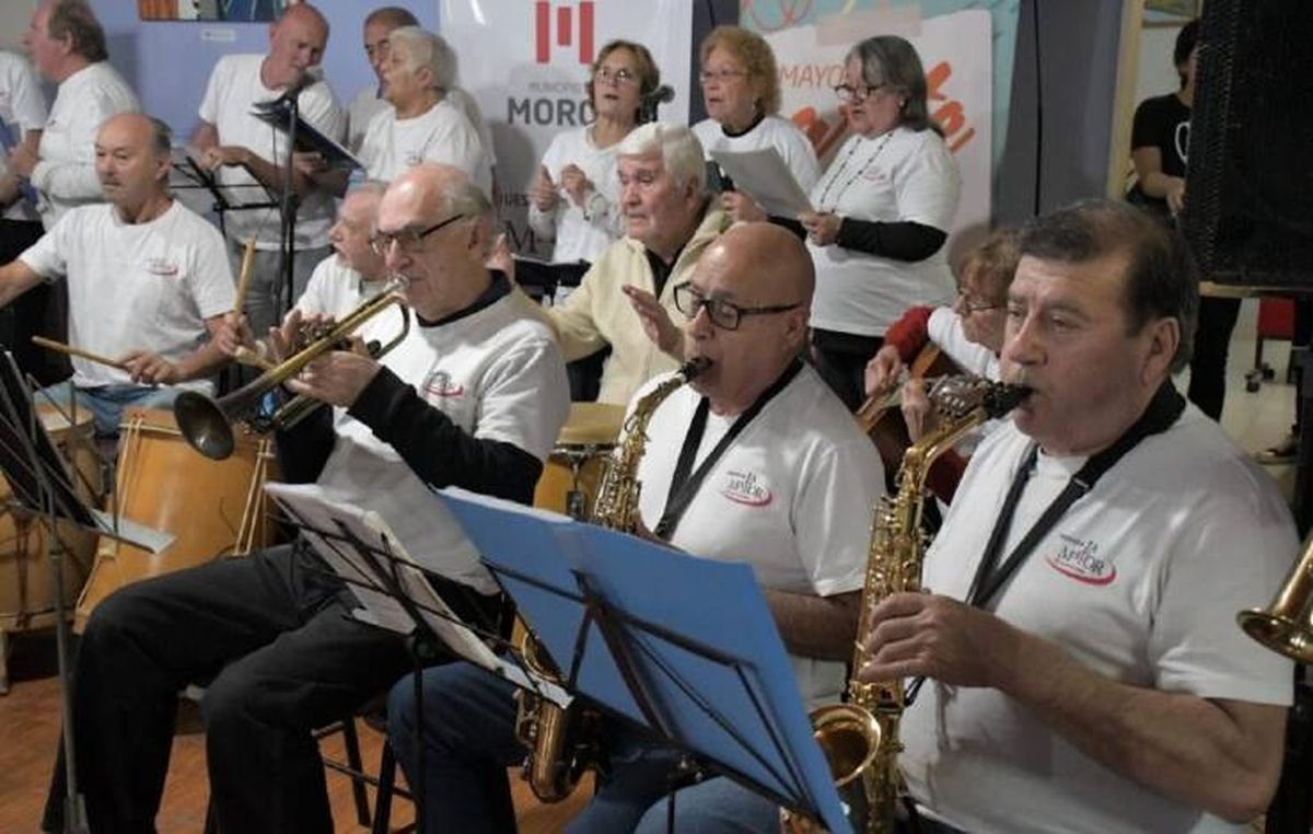 Orquesta La Mayor, Mor&oacute;n.