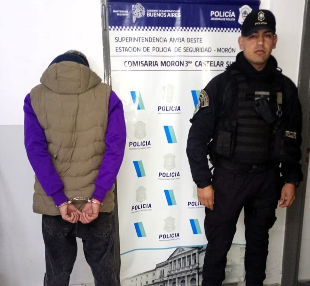 Intento de robo automotor frustrado en El Palomar: hay dos delincuentes demorados.