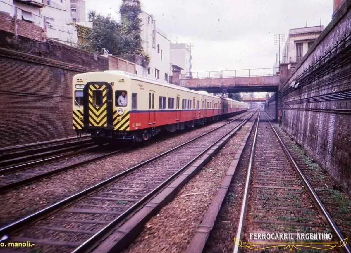 Formaci&oacute;n del Tren Sarmiento de esta &eacute;poca. Foto: Osvaldo Manoli.