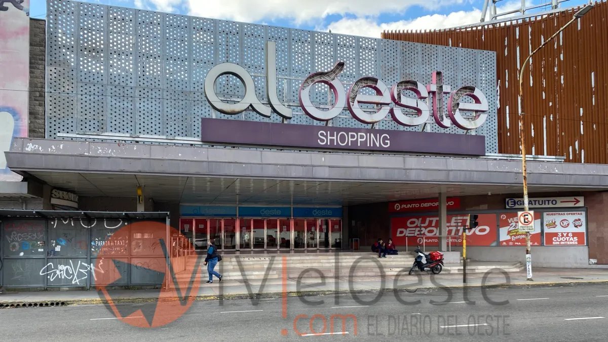 El Showcenter de Haedo devenido en Al Oeste Shopping