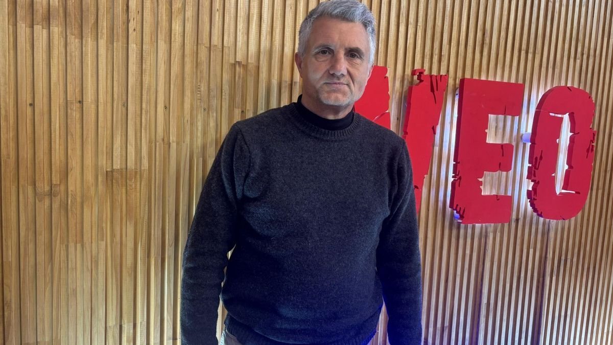 Jos&eacute; Mar&iacute;a Ghi en Radio VEO